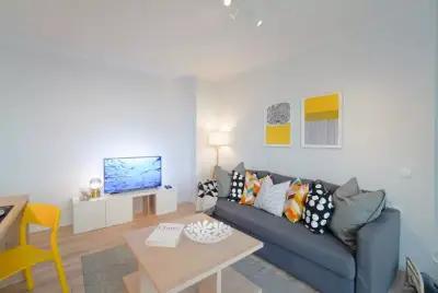 Scandinavian Airy APT in Business Area & Airport