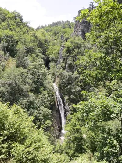 Вълчановата къща ,Фотински Водопади ,Батак