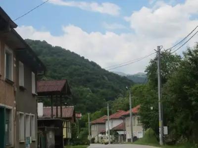 Къща за гости "Добруджанка" село Бели Осъм , Троянско