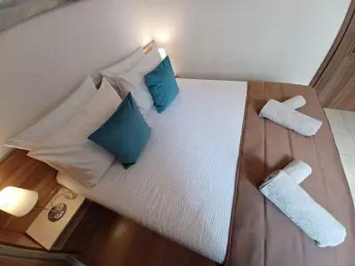 Varna Apartments : Vacation Rentals & Apart Hotels / Ваканционни Апартаменти под Наем / Нощувки Варна Хотел