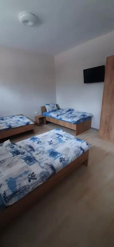 Hostel Iliana Общежитие Илияна