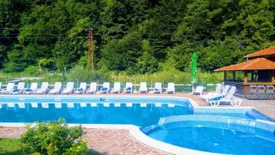 Orlova skala holiday village