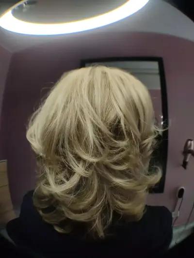 Фризьорски салон "IL Salone" Вероника Тенева "Professional Hairdresser Veronika Teneva"