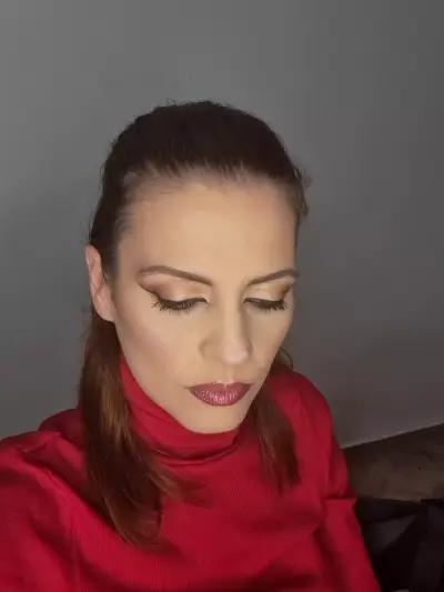 RositcaPetrova professional makeup artist