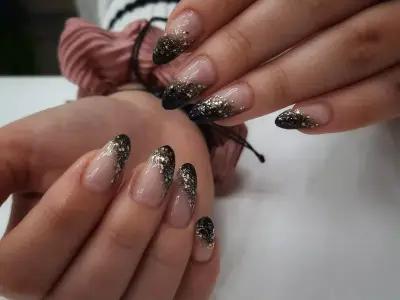 Magi art nails - маникюр , педикюр и ноктопластика гр. Бургас жк.Славейков