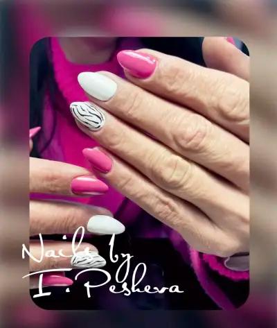 I.Pesheva nails