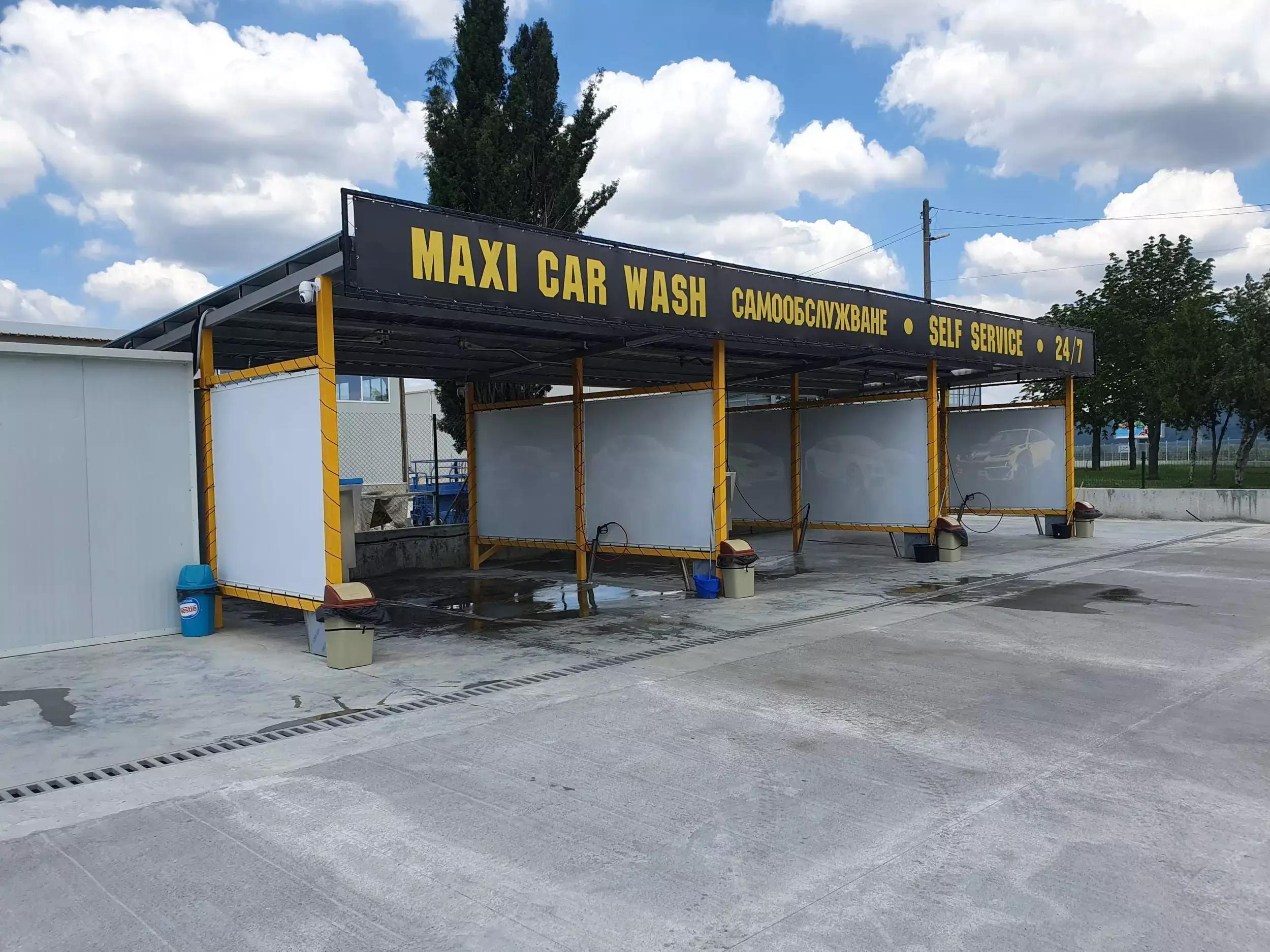 MAXI CAR WASH