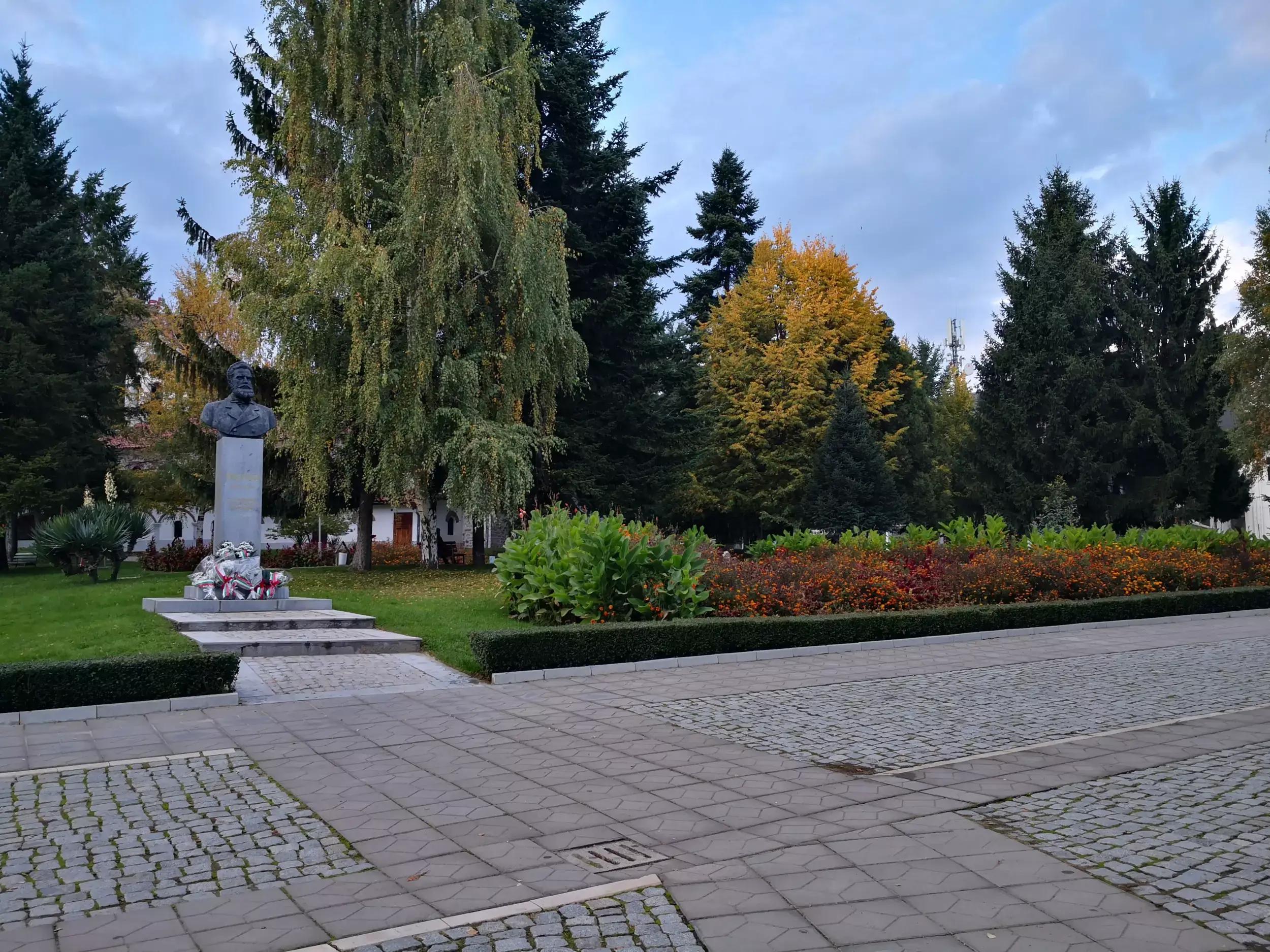 Паметник на Гоце Делчев