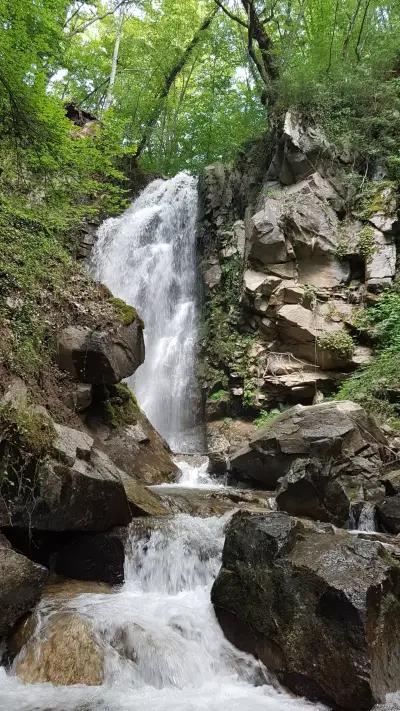 Водопад Скока