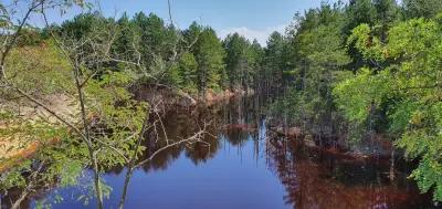 The red lake