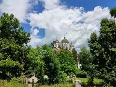 Храм „Свети Великомъченик Георги Победоносец“