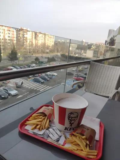 KFC Мол Галерия