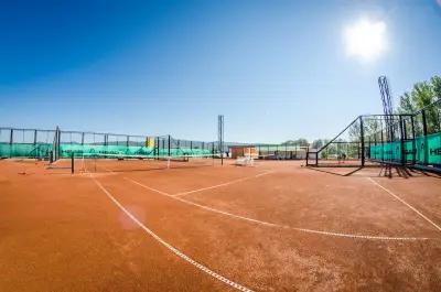 Sunny Beach Tennis Court