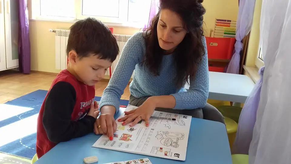 English Nursery and Kindergarten