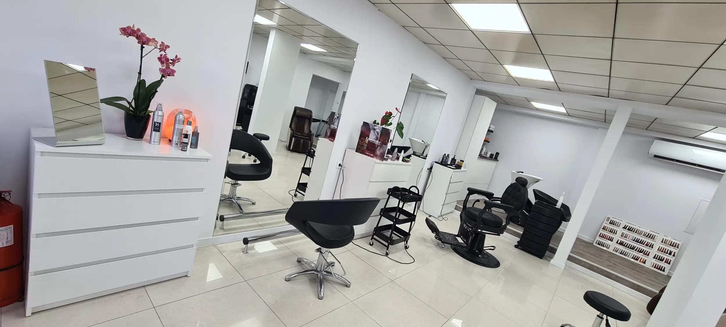 V Style - Hair Studio