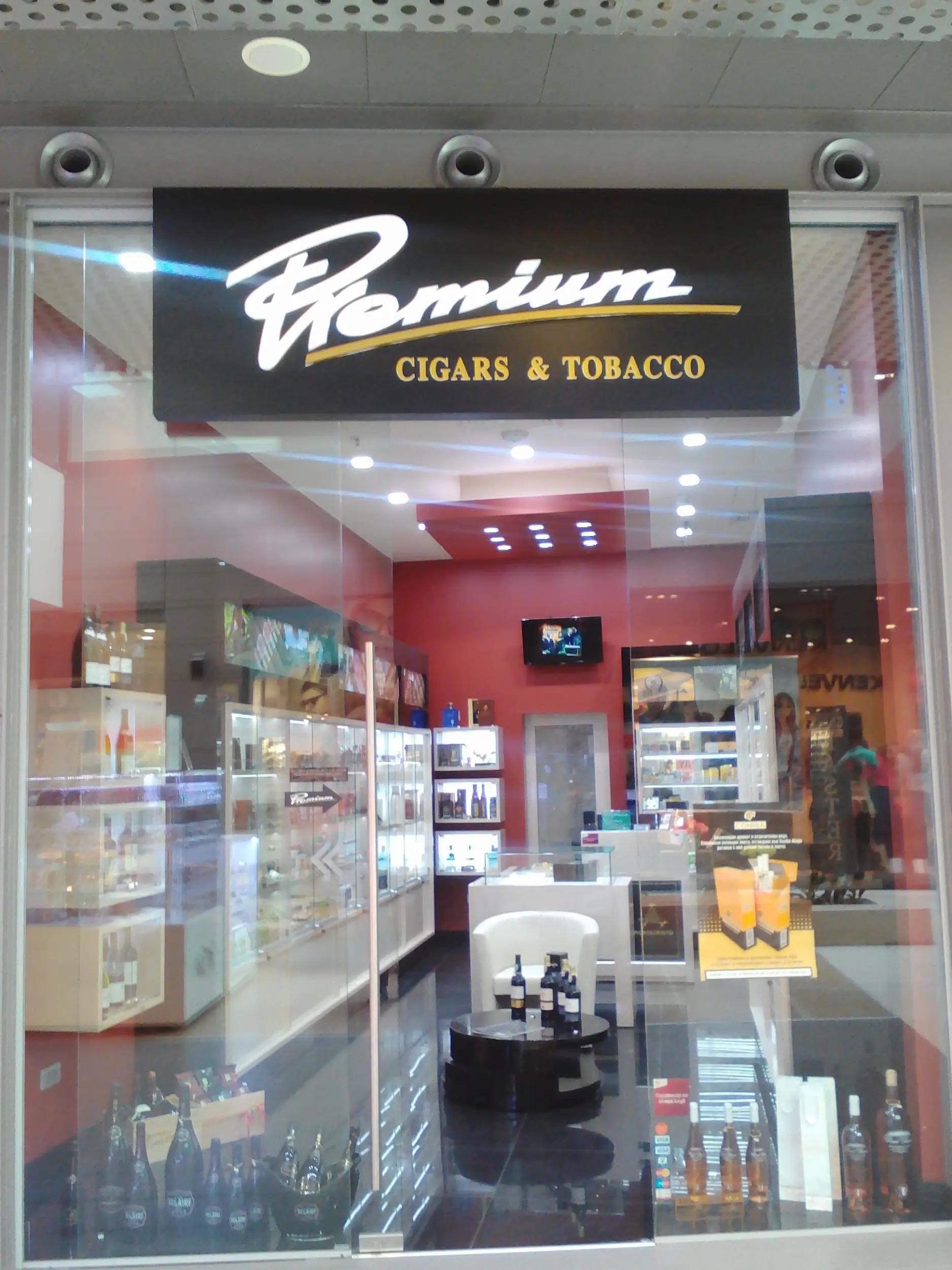 Premium Cigars & Tobacco Ring Mall