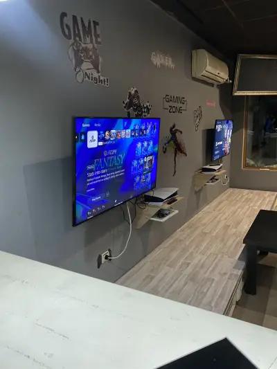 Golden 8 Gaming Zone