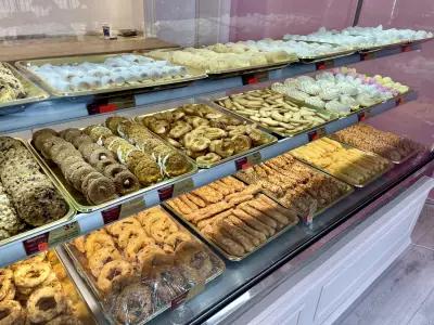 Confectionery “Skyline” Blagoevgrad | Сладкарници и Торти “Skyline” Благоевград