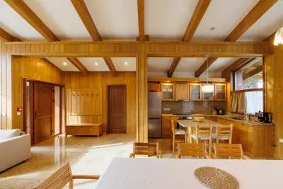 Seti house in Pirin Golf