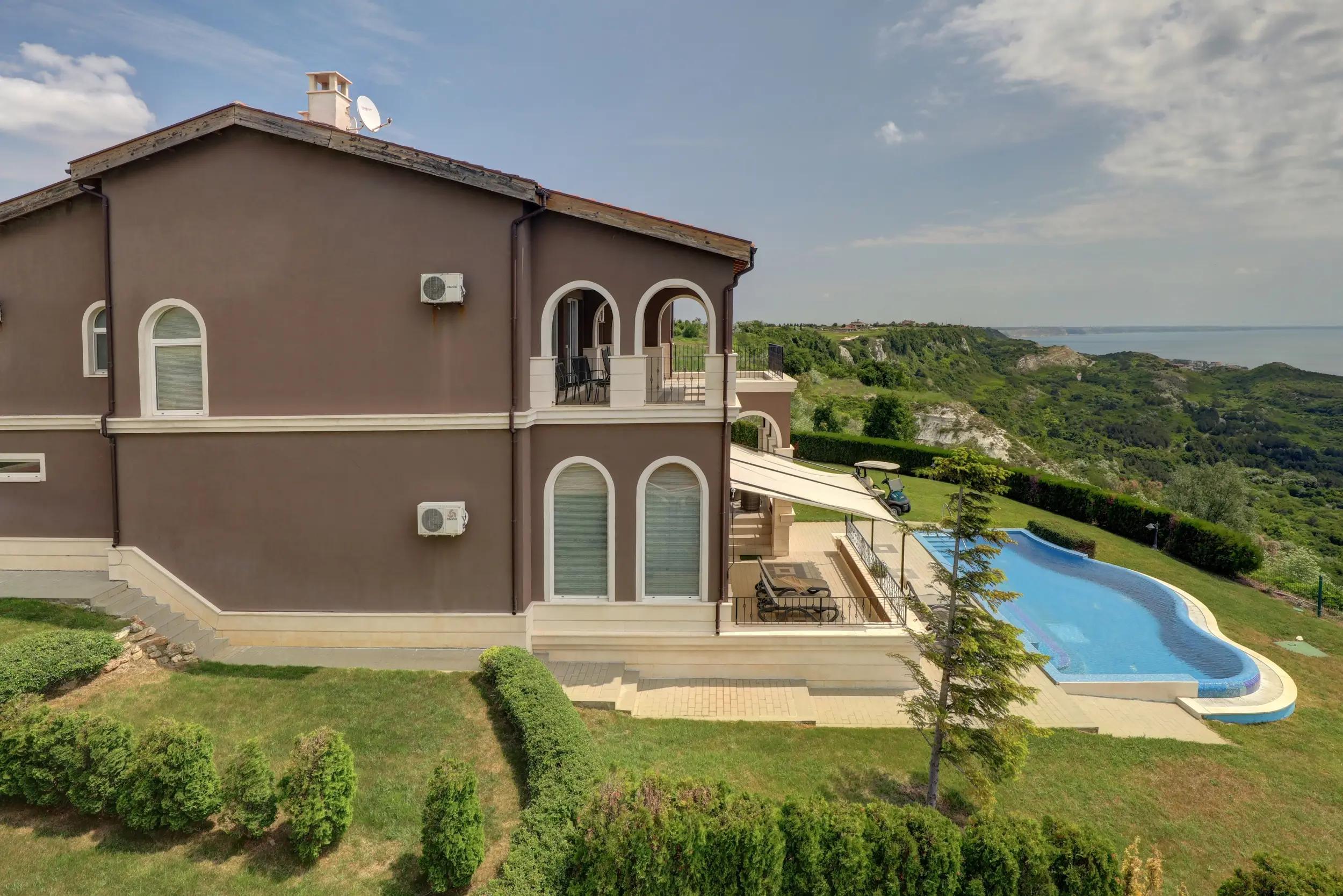 Parnas Estate Luxury Property