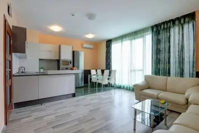 1-st Line Izvora Sea View Apartments on Golden Sands