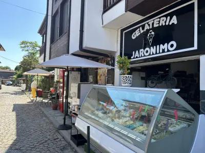 Gelateria-Jaronimo