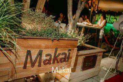 Makai Beach Bar