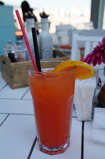 Beach Bar Bubbles