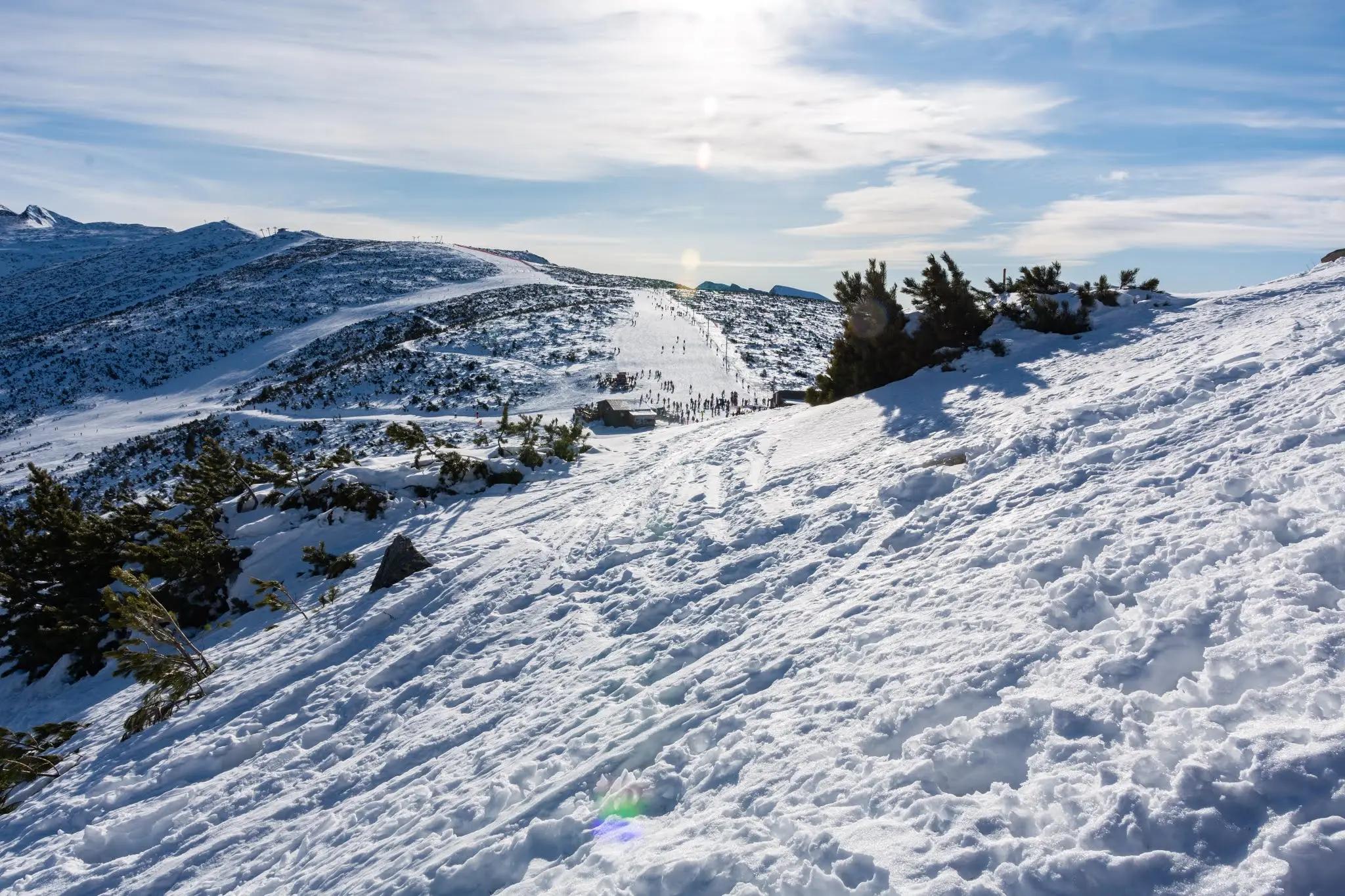 Borovets Yastrebets Gondola - top station