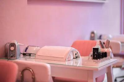 REINA Nail Bar