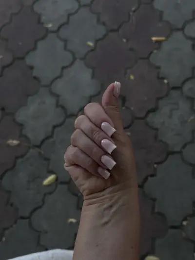 French Nails