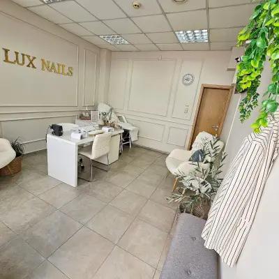 Lux Nails Varna