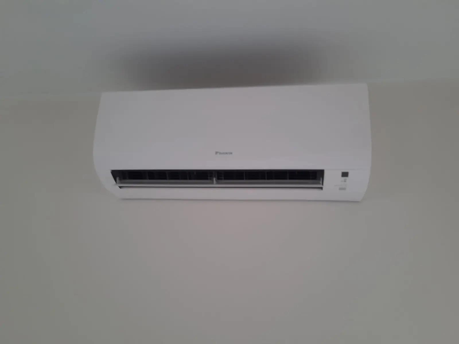 Климатици DAIKIN