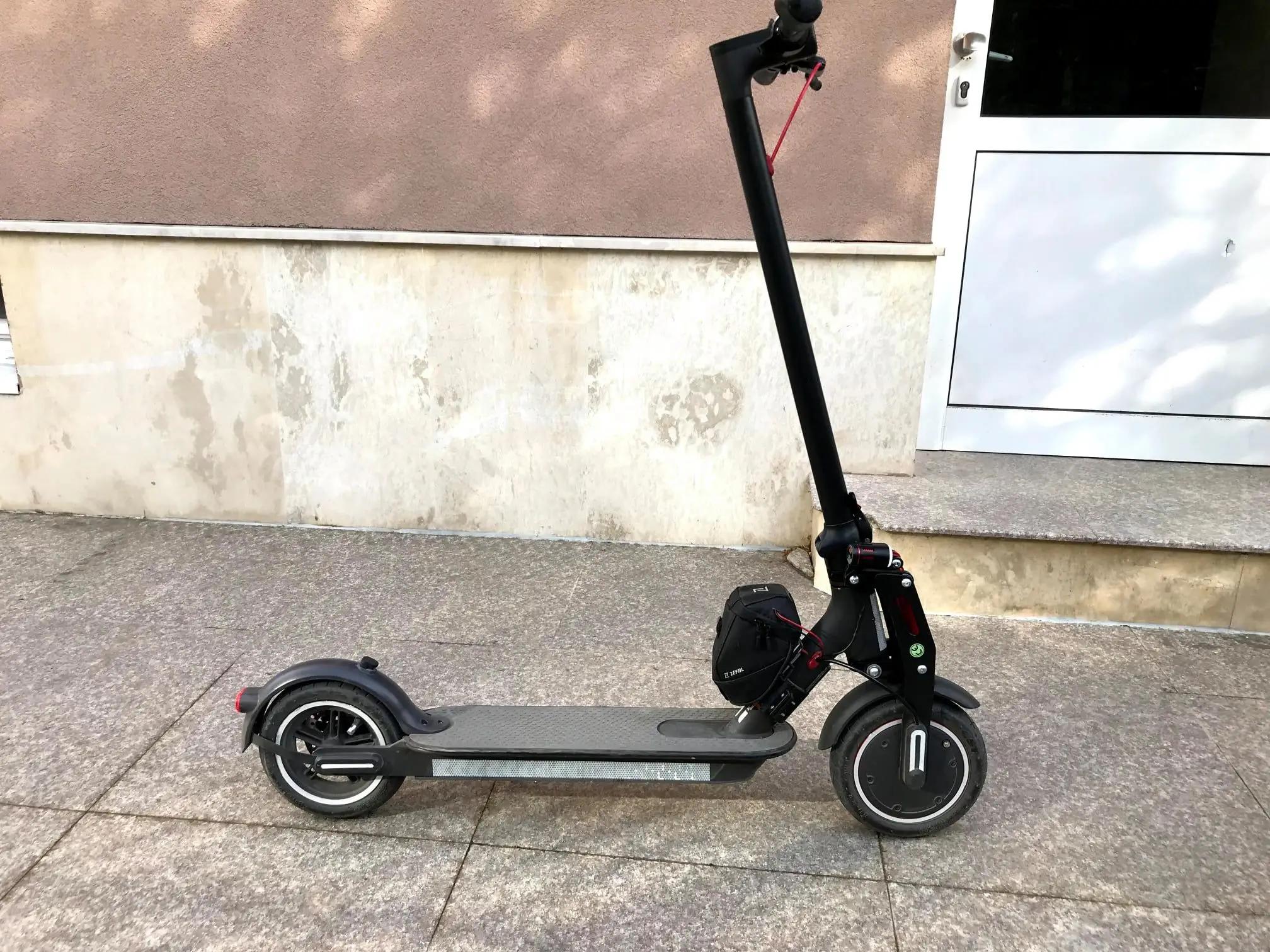 Ruse-Scooter Service