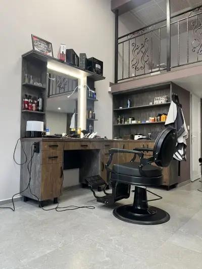 AR's Style - Barbershop