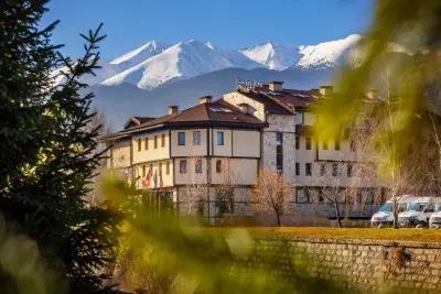 Coliving Bansko, The Social Hotel by Networking Premium, Free Lift Shuttle