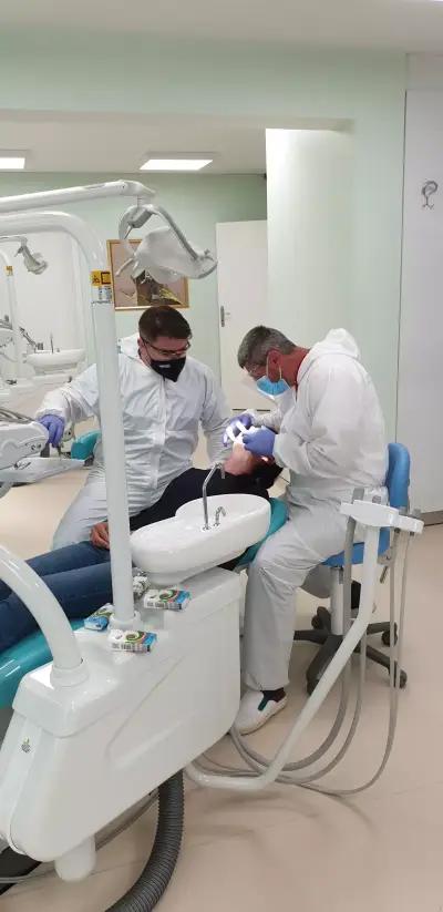 Стоматолог Кърджали - VM DENTAL CENTER