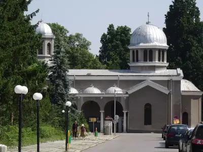 Храм „Успение Богородично“