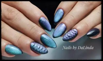 Nails by DaLinda