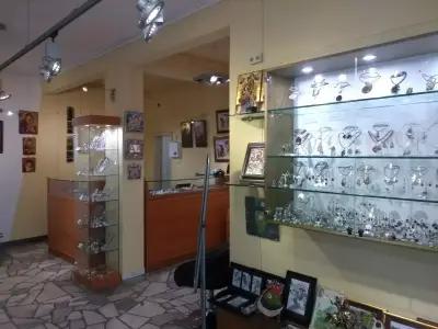 Melanit Art Gallery & Jewelry