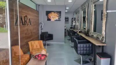 Zara Salon Фризьорски салон Hairdressing salon Manicure