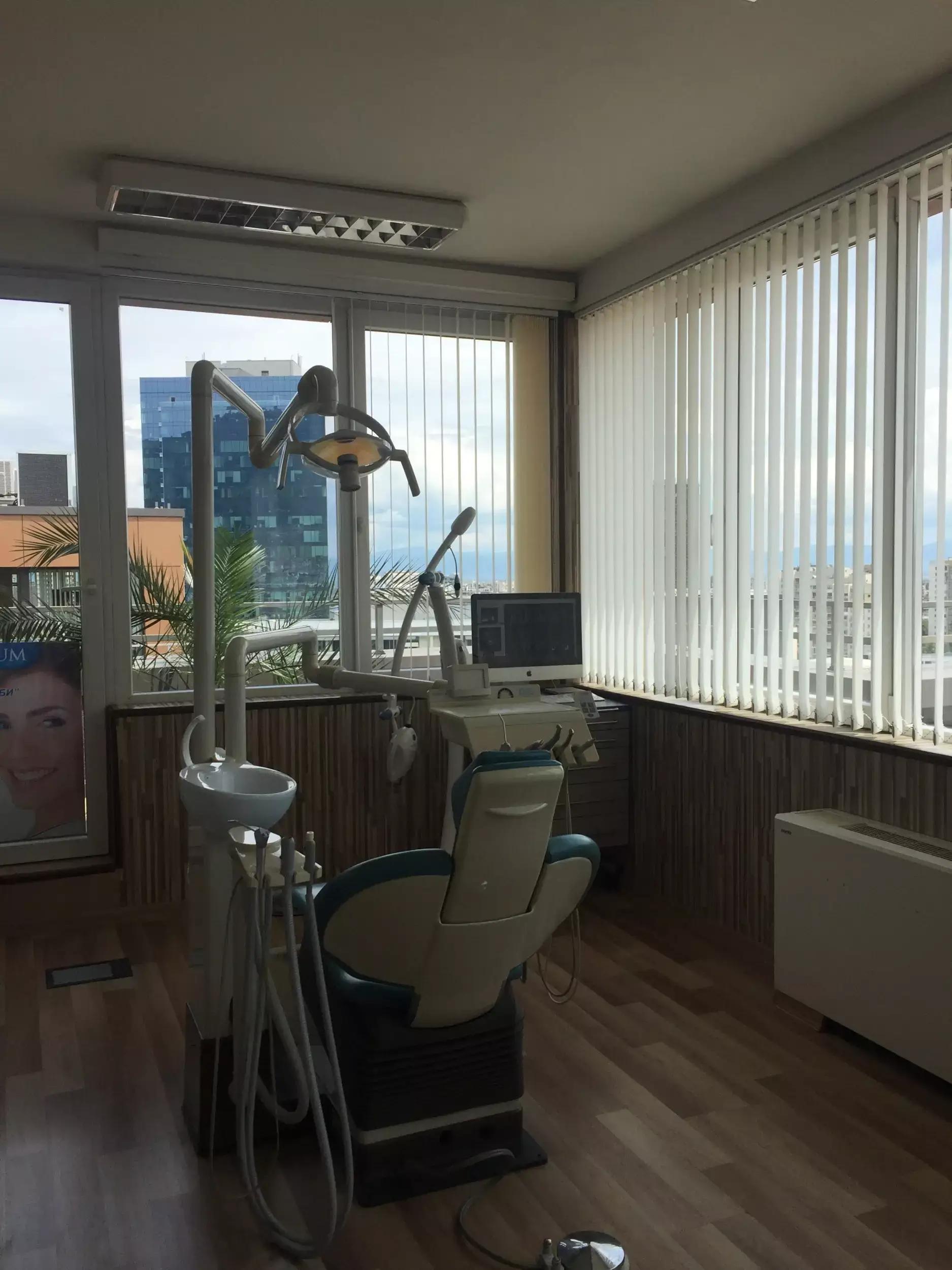 Michelangelo Dental Studio