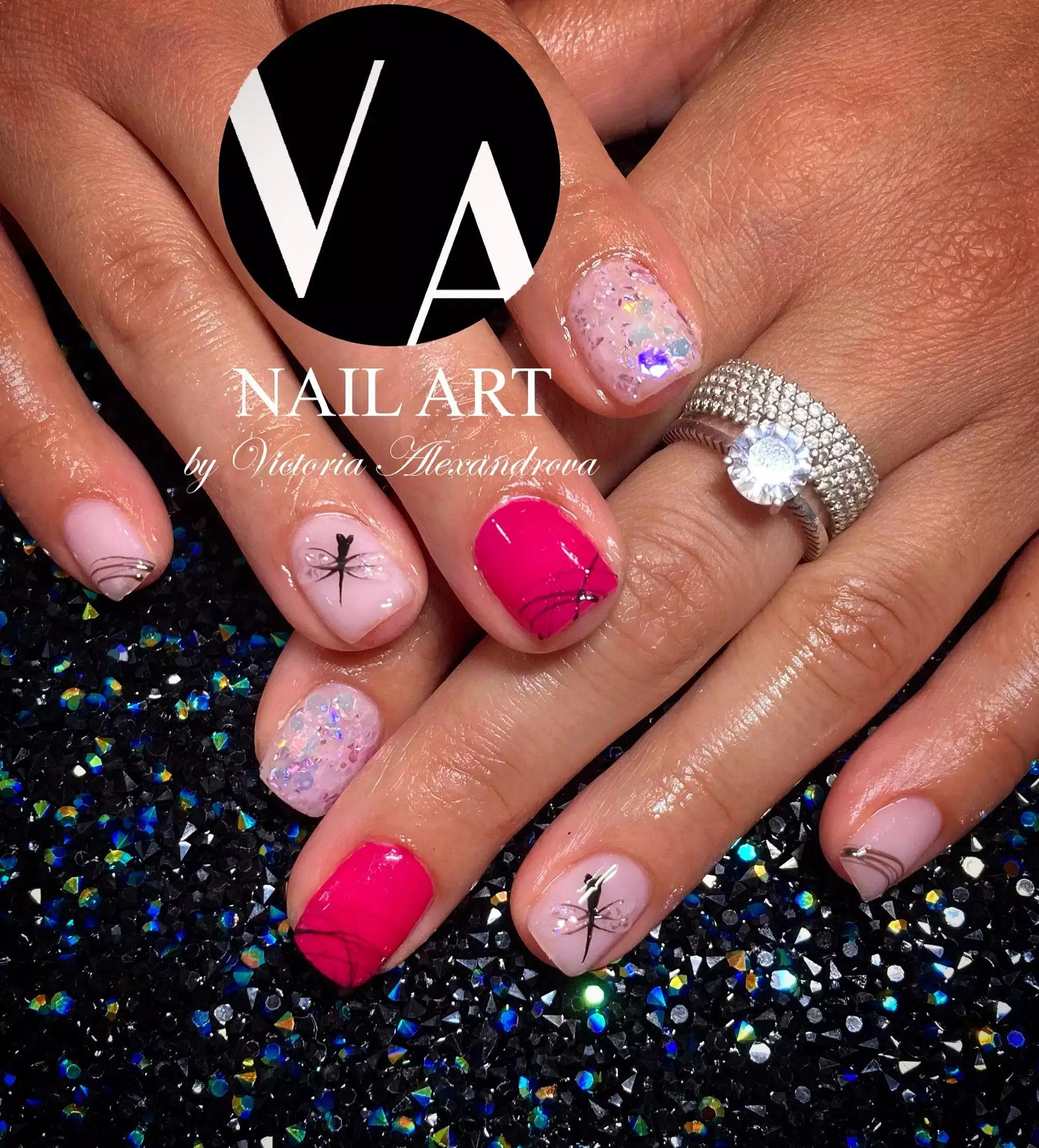 Nail art by Victoria Alexandrova