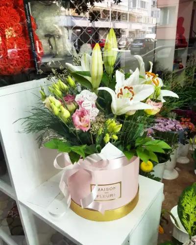 Secret Box Boutique - flowers and gifts