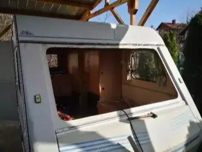 Паркинг и сервиз за кемпери и каравани Campic. Camper stop. Camper & caravan repair.