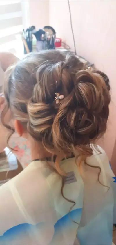 Фризьор Eufloria Hairstyle