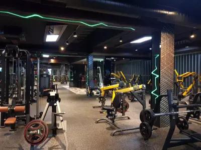 Соларно студио SolarPower Pulse Fitness & Spa Arena