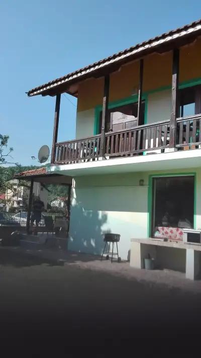 Pri Orehite Guesthouse