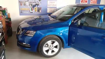 AUTOCOLOR Авто-репаратурен сервиз