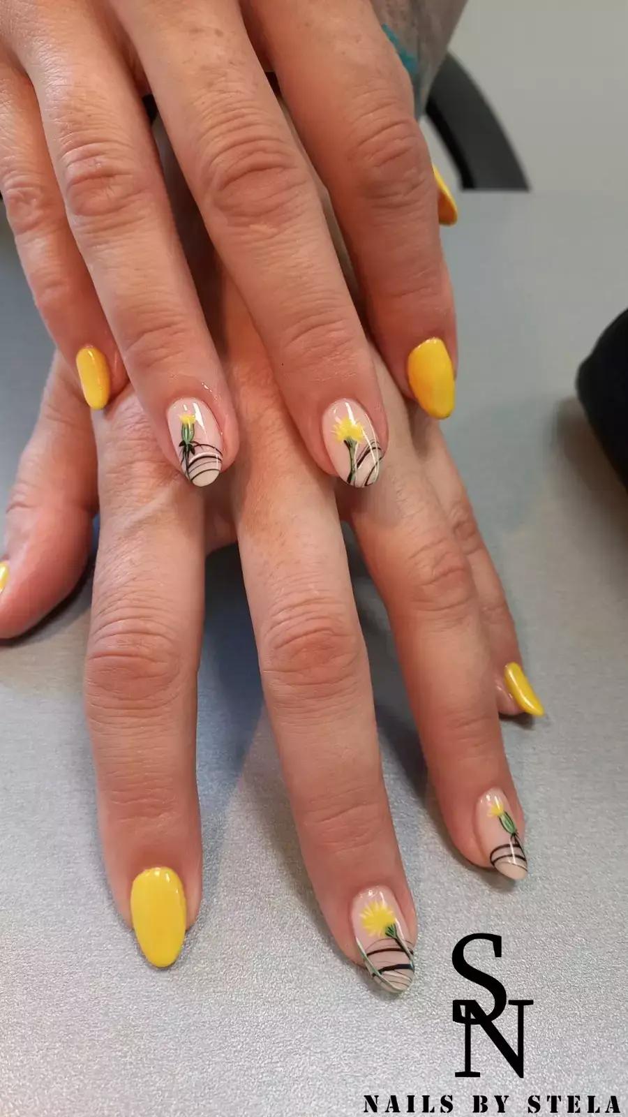 Stela Nails